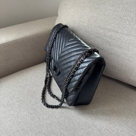CHANEL 2.55 So Black Reissue Aged Calfskin Quilted Chevron Chain Flap Bag 226 - Picture 3 of 13